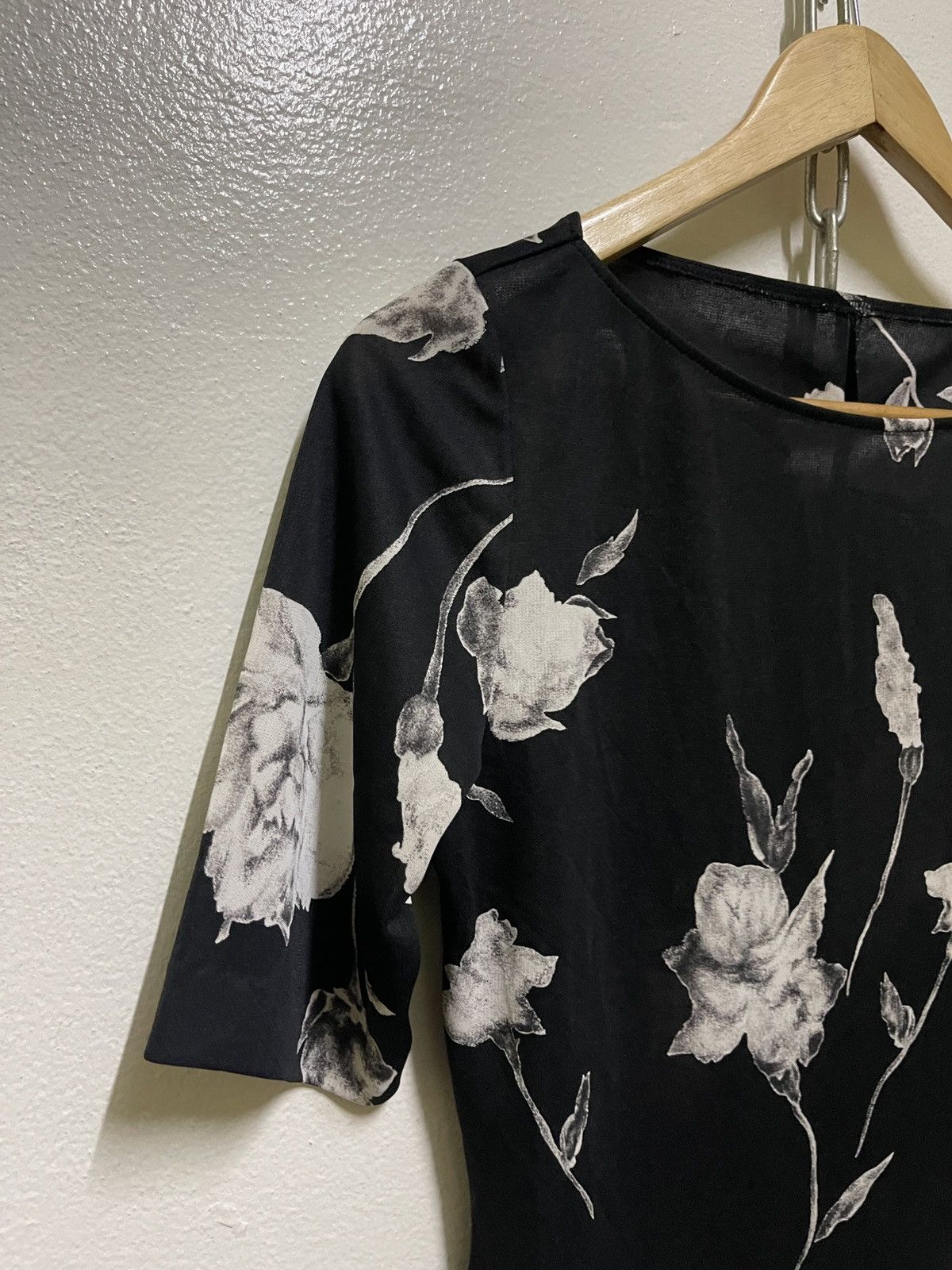 Norma Kamali Norma Kamali Top Flower Printed Size M / US 6-8 / IT 42-44 - 2 Thumbnail