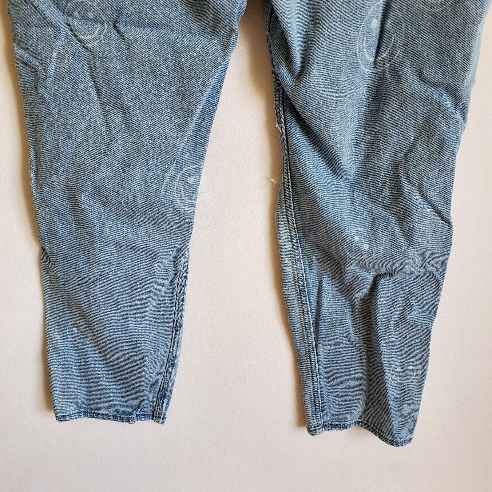 Hollister Hollister Face Distressed Ultra High Rise Mom Blue Jeans Size 29" - 14 Thumbnail