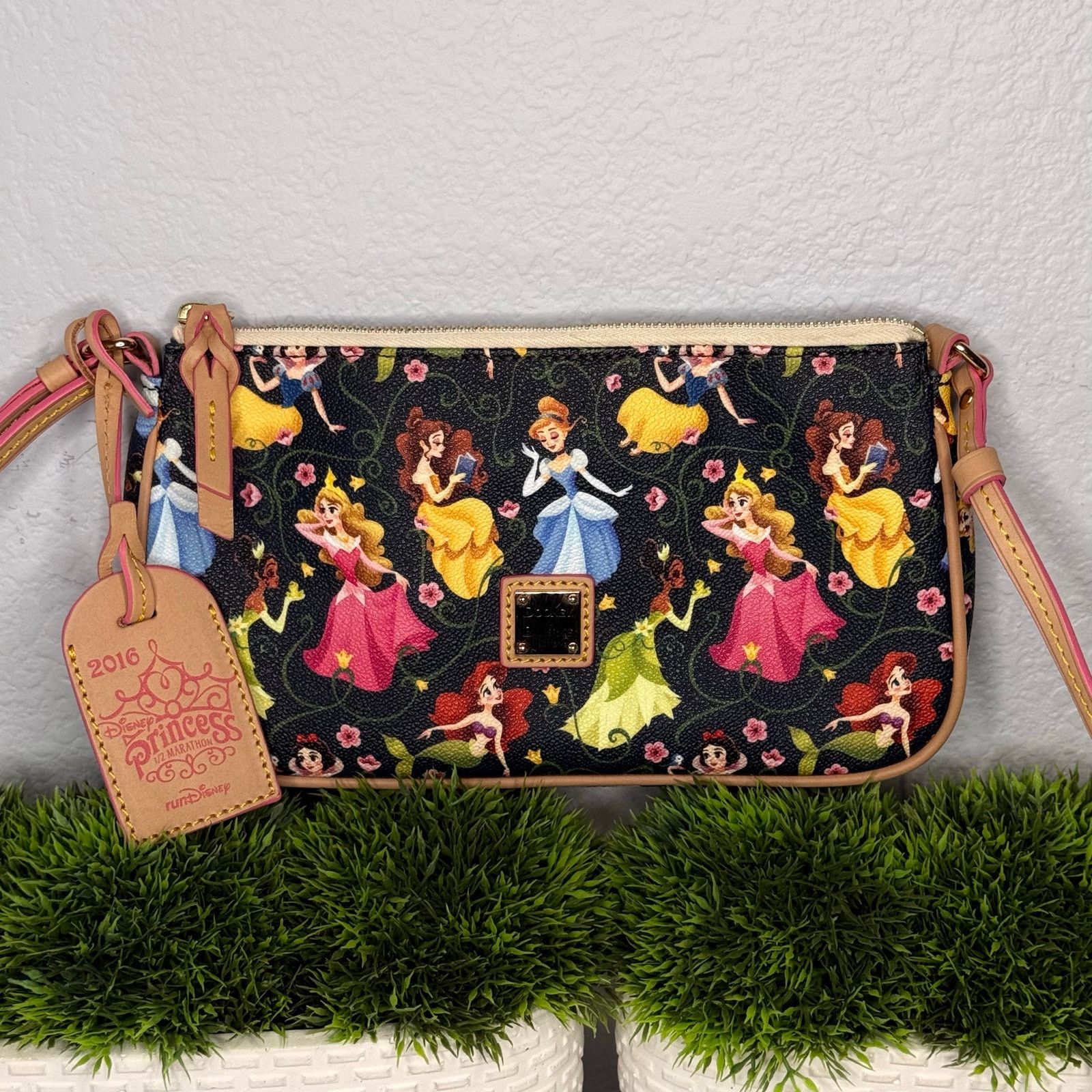 Dooney & Bourke Rare Dooney & Bourke Princess Half Marathon Pouchette 2016 Size ONE SIZE - 1 Thumbnail