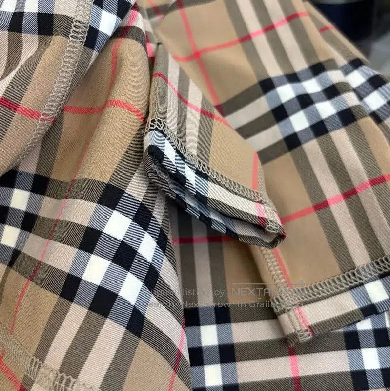 Burberry Burberry XS Camel Long Sleeve Sweatshirt. Size XS / US 0-2 / IT 36-38 - 8 Thumbnail