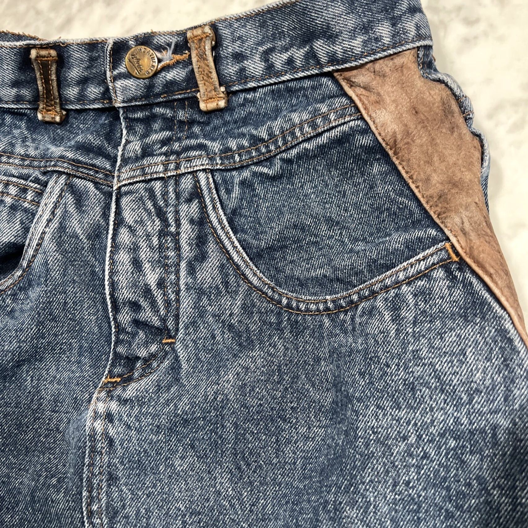 Vintage VINTAGE Weathered Blues Denim Western Skirt Size 6 Leather Accents Bare Back A-Line Women Short Cowboy" Size 28" / US 6 / IT 42 - 3 Thumbnail