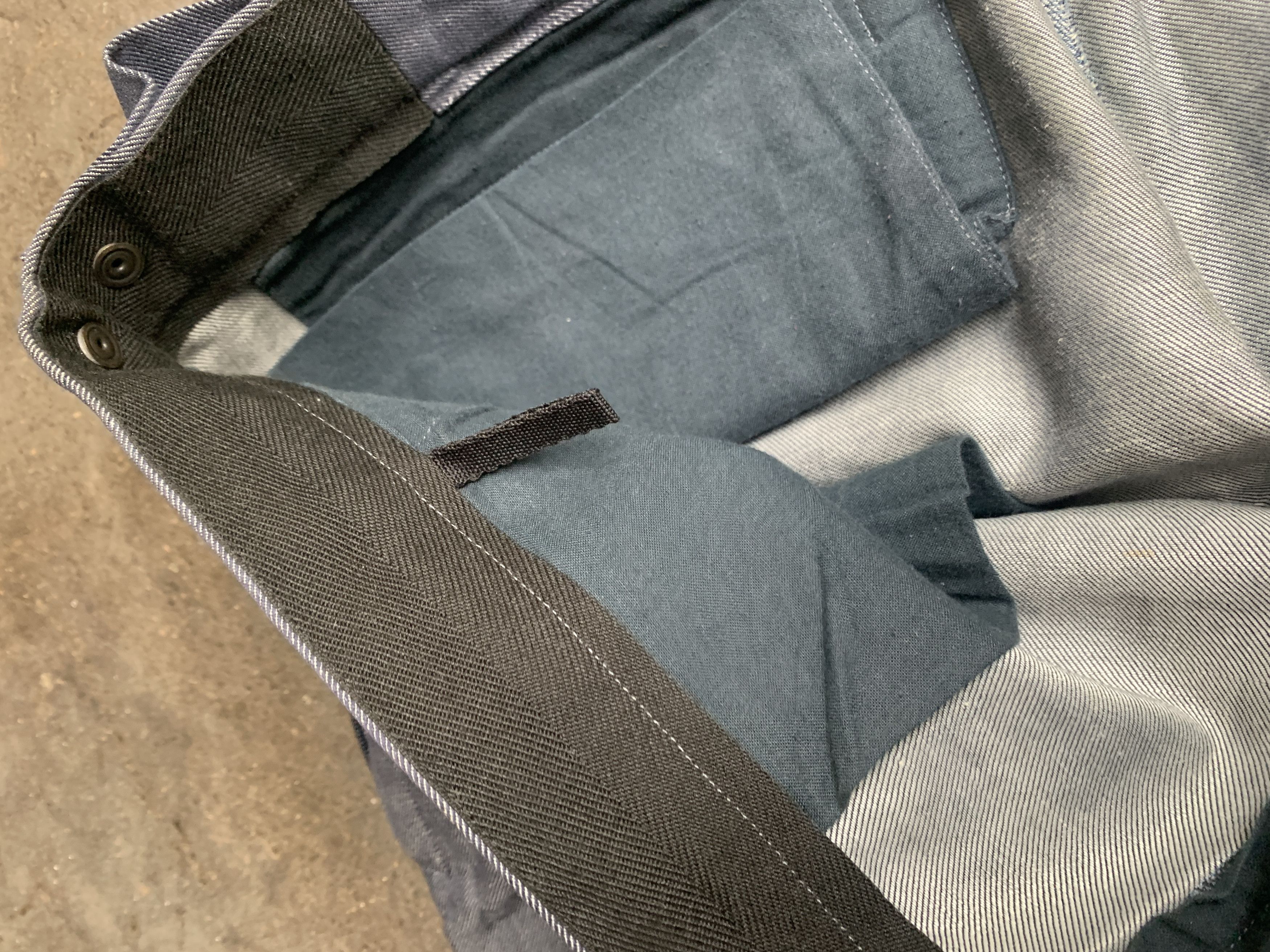 Neil Barrett Adjustable Linen Vintage Neil Pants w/ Zipper and raw hem Size US 32 / EU 48 - 8 Thumbnail