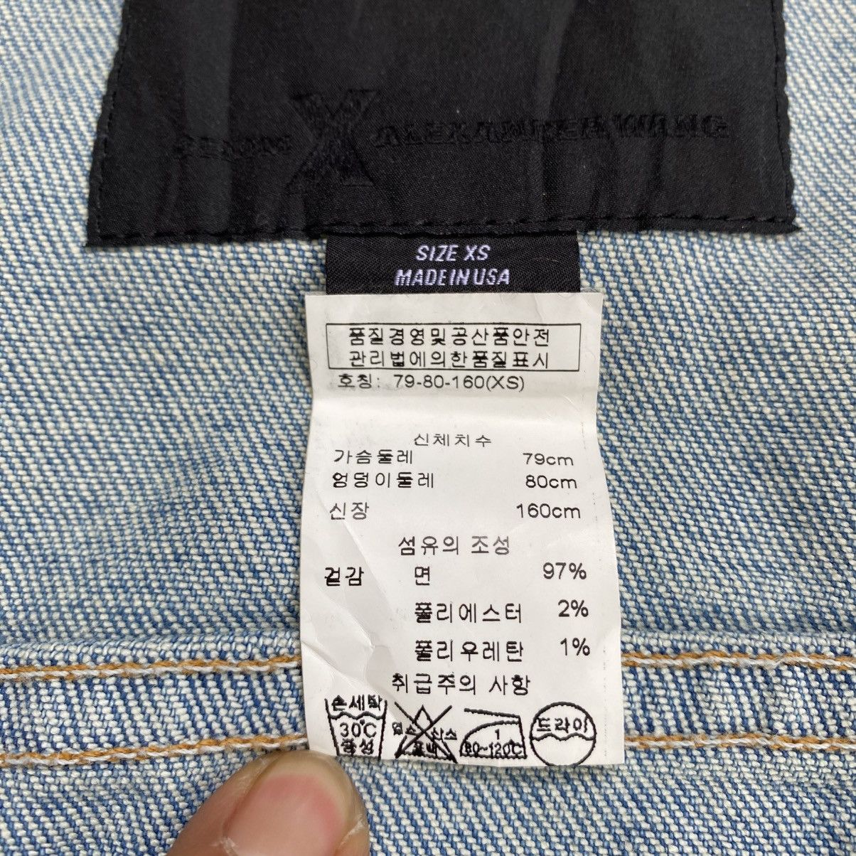 Alexander Wang 2000s Alexander Wang Riped Denim Jacket Size US L / EU 52-54 / 3 - 11 Thumbnail