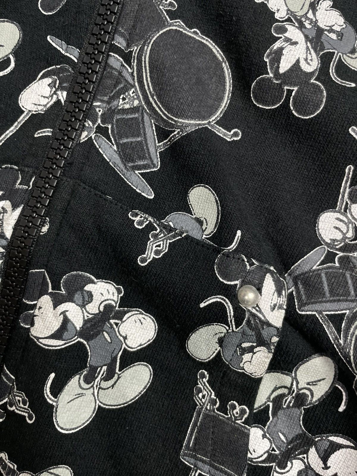 Hysteric Glamour Lagust X Mickey Mouse Zip Fur Hoodie Gothic style Size S / US 4 / IT 40 - 5 Thumbnail