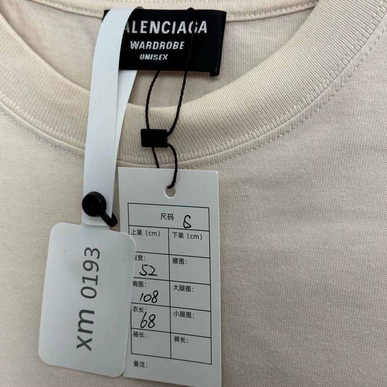 Balenciaga Balenciaga Beige Short Sleeve with Front and Back Logo Size US S / EU 44-46 / 1 - 2 Thumbnail