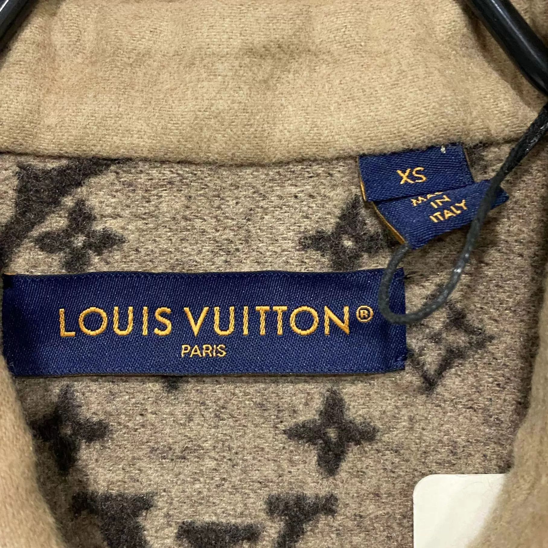 Louis Vuitton LV Khaki Cashmere Print Lining Jacket 95 New XS Seam Repair Size US XS / EU 42 / 0 - 5 Thumbnail