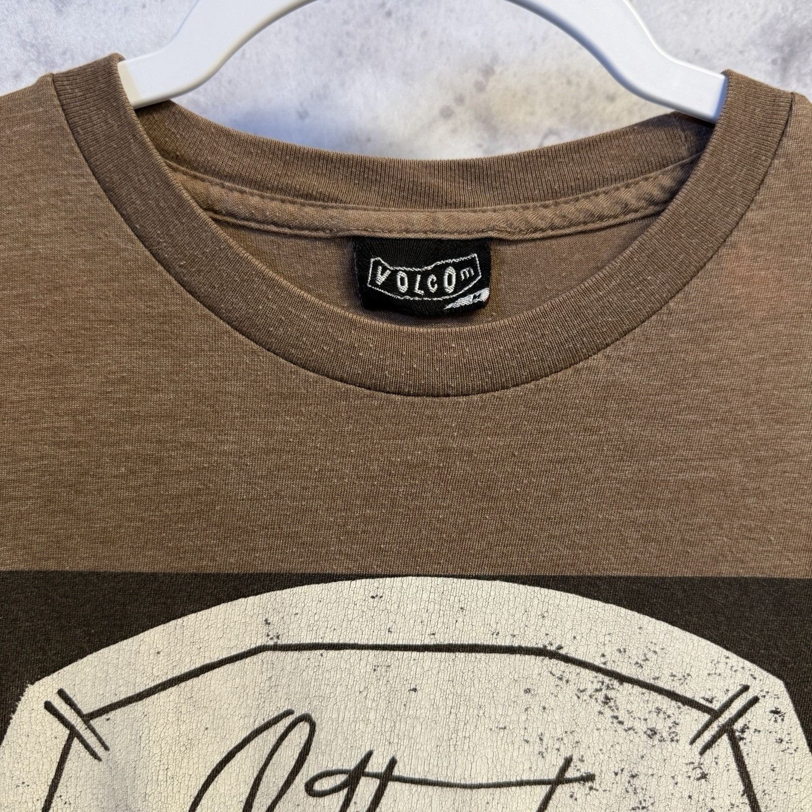 Volcom Vintage Y2k Volcom T Shirt Mens Medium 19x25.5 Brown Surf Sk Size US M / EU 48-50 / 2 - 3 Thumbnail
