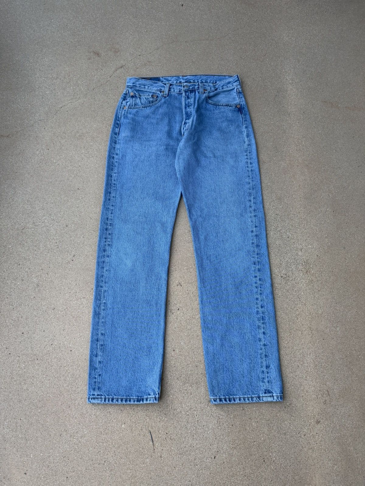 Levi's Vintage 90s Levi’s 501xx Buttonfly Straight Leg Jeans 31x31 Size US 31 - 1 Thumbnail