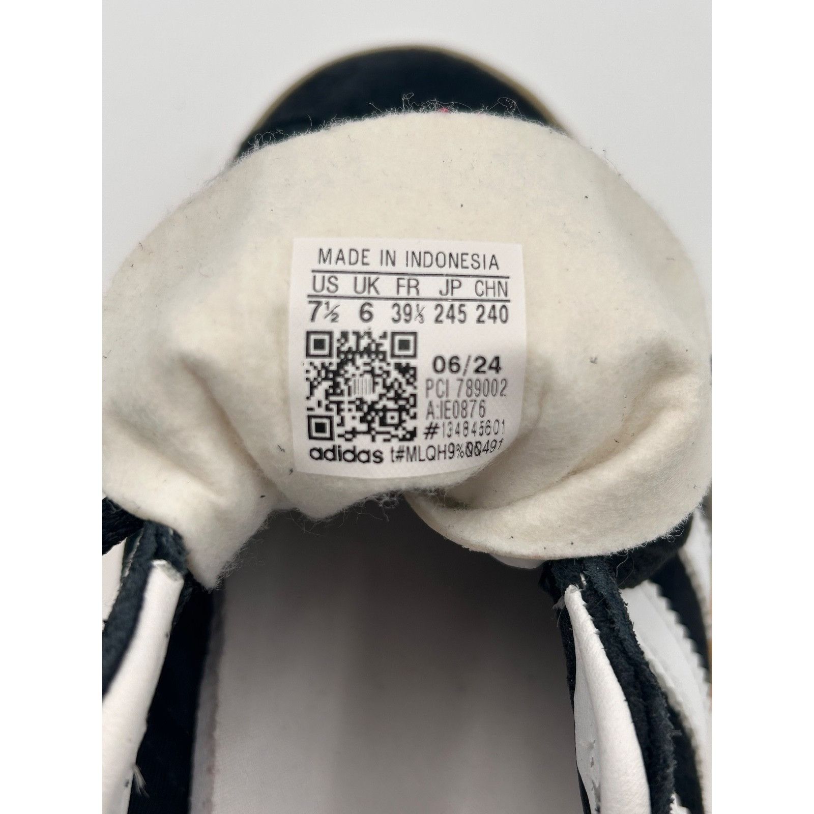 Adidas Adidas Gazelle Platform Black White Suede Gum Sole Women’s U Size US 7.5 / EU 40-41 - 7 Thumbnail