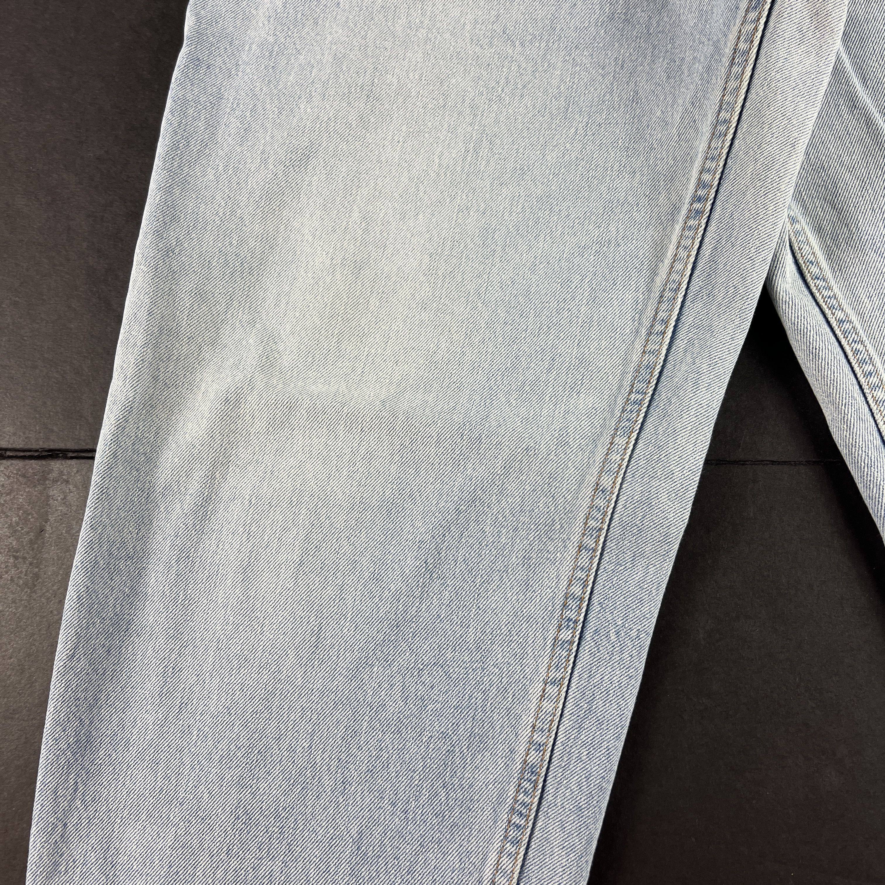 Levi's × Vintage Y2K Levi's Jeans 560 Loose Tapered Light Blue Faded Denim Size US 35 - 5 Thumbnail