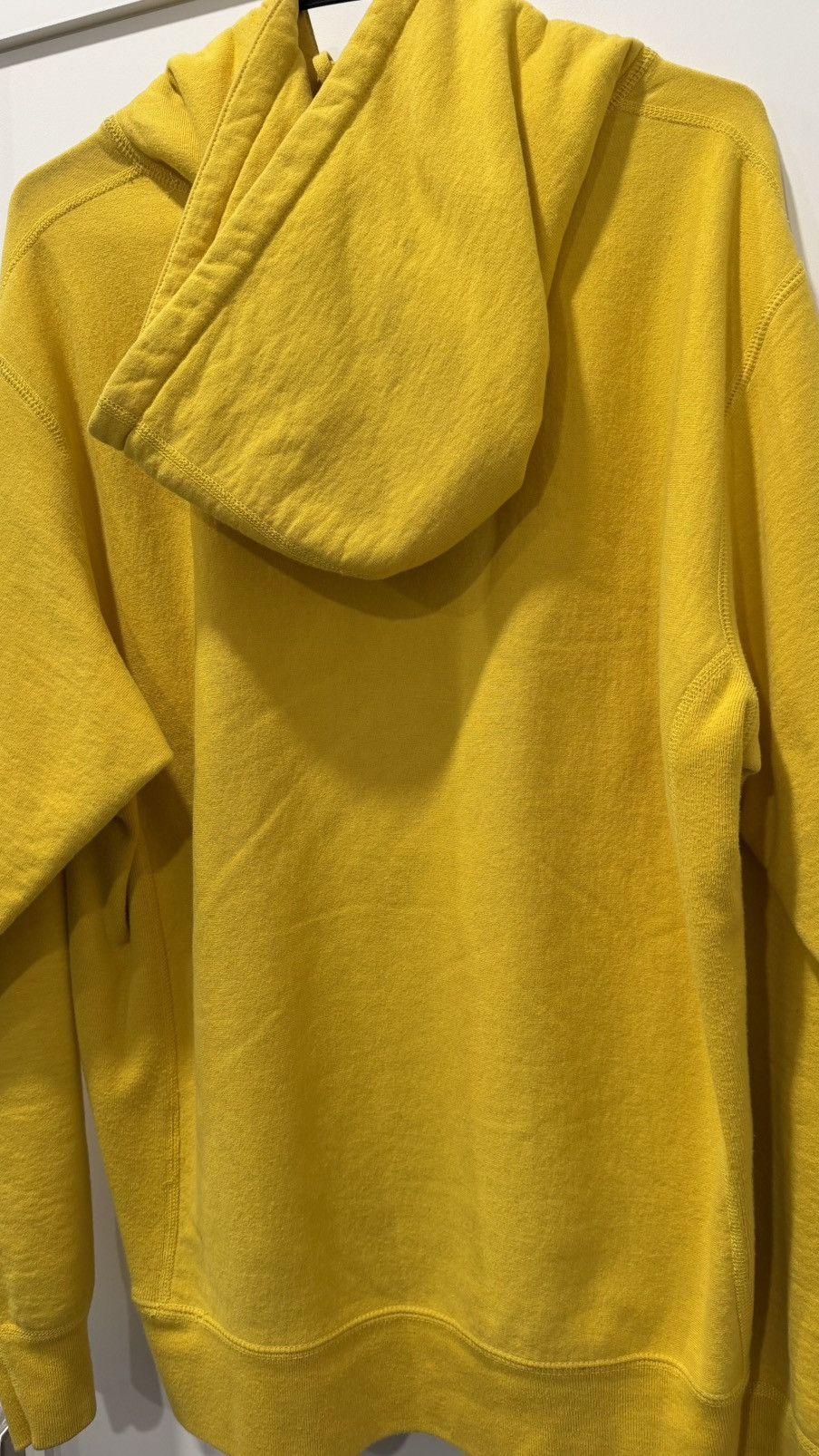 Supreme FW/19 SUPREME YELLOW BANDANA BOX LOGO Size US L / EU 52-54 / 3 - 8 Thumbnail