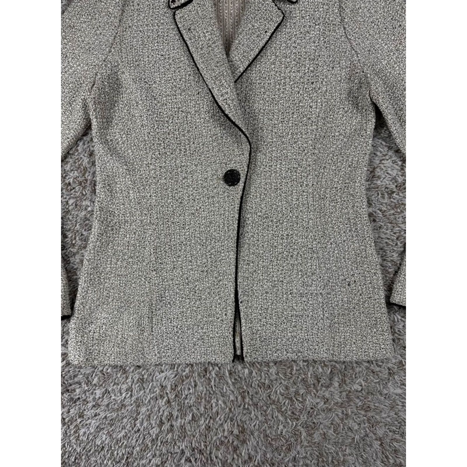 St. John St. John Collection Knit Blazer Jacket Size S Women Gray Solid Embellished Long Sleeve Wool Blend Business Suit Size S / US 4 / IT 40 - 3 Thumbnail