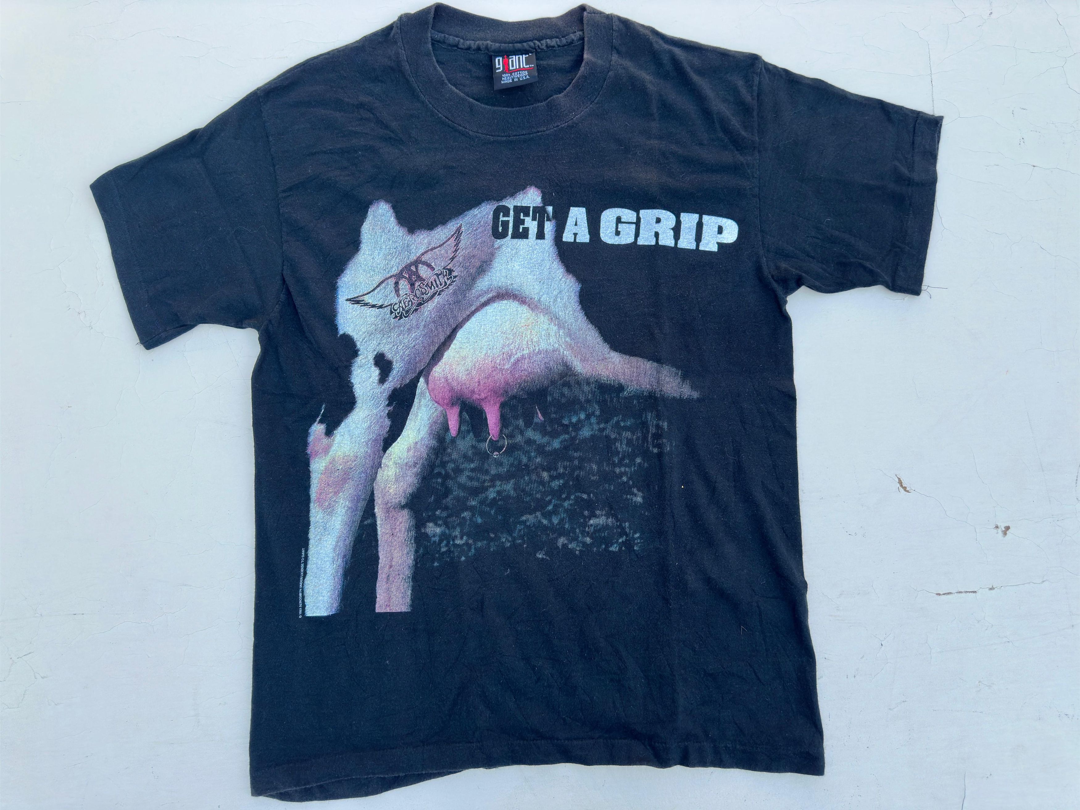 Giant Vintage 1993 Aerosmith " Get a Grip " Concert T shirt Size US L / EU 52-54 / 3 - 1 Thumbnail