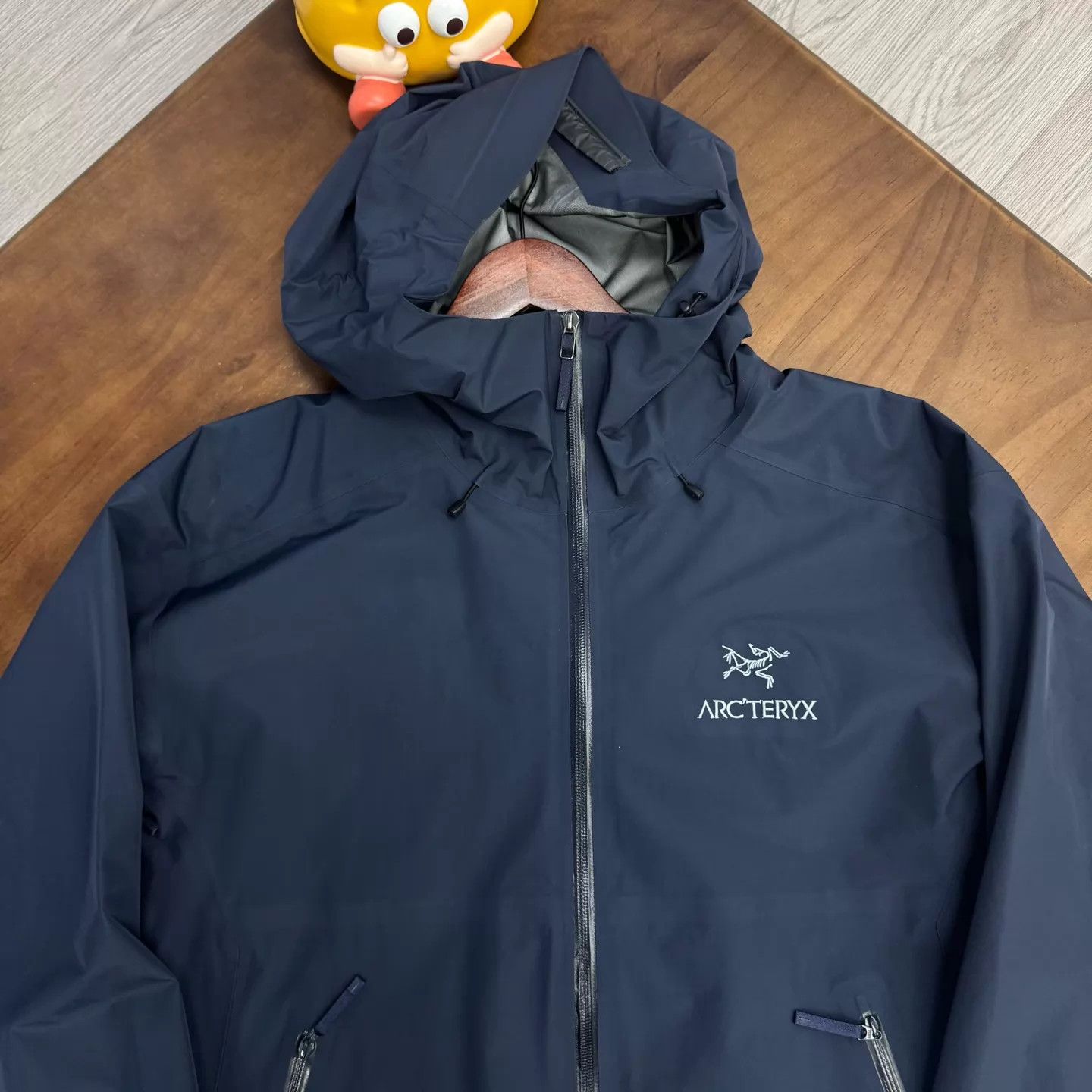 Arc'teryx Arc'teryx Beta LT Jacket Black/Blue XL Size US XL / EU 56 / 4 - 7 Thumbnail