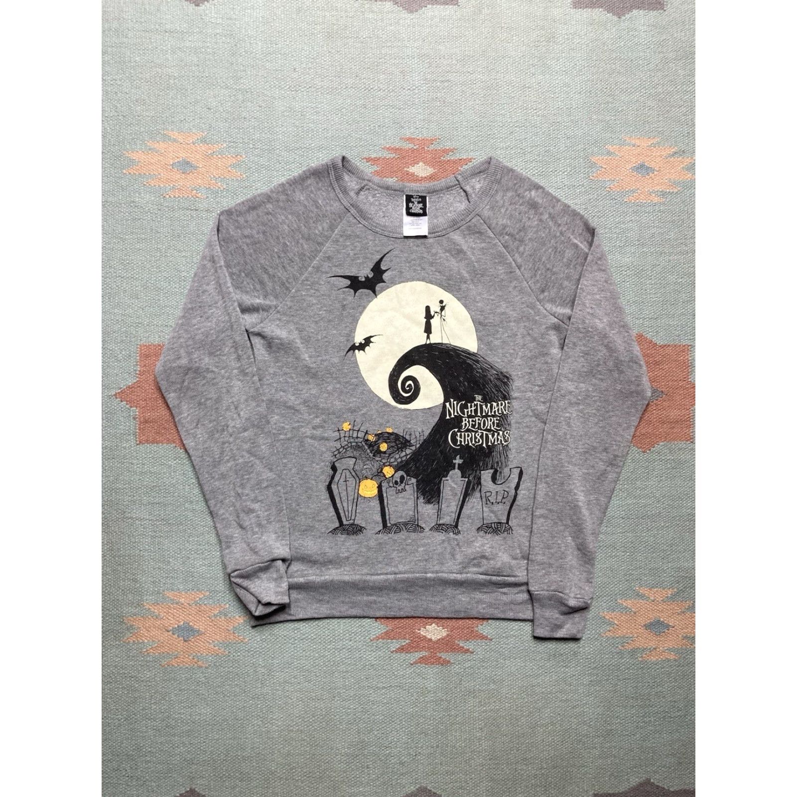Disney VINTAGE The nightmare before Christmas crewneck sweatshirt Halloween Women’s Small Size S / US 4 / IT 40 - 2 Thumbnail