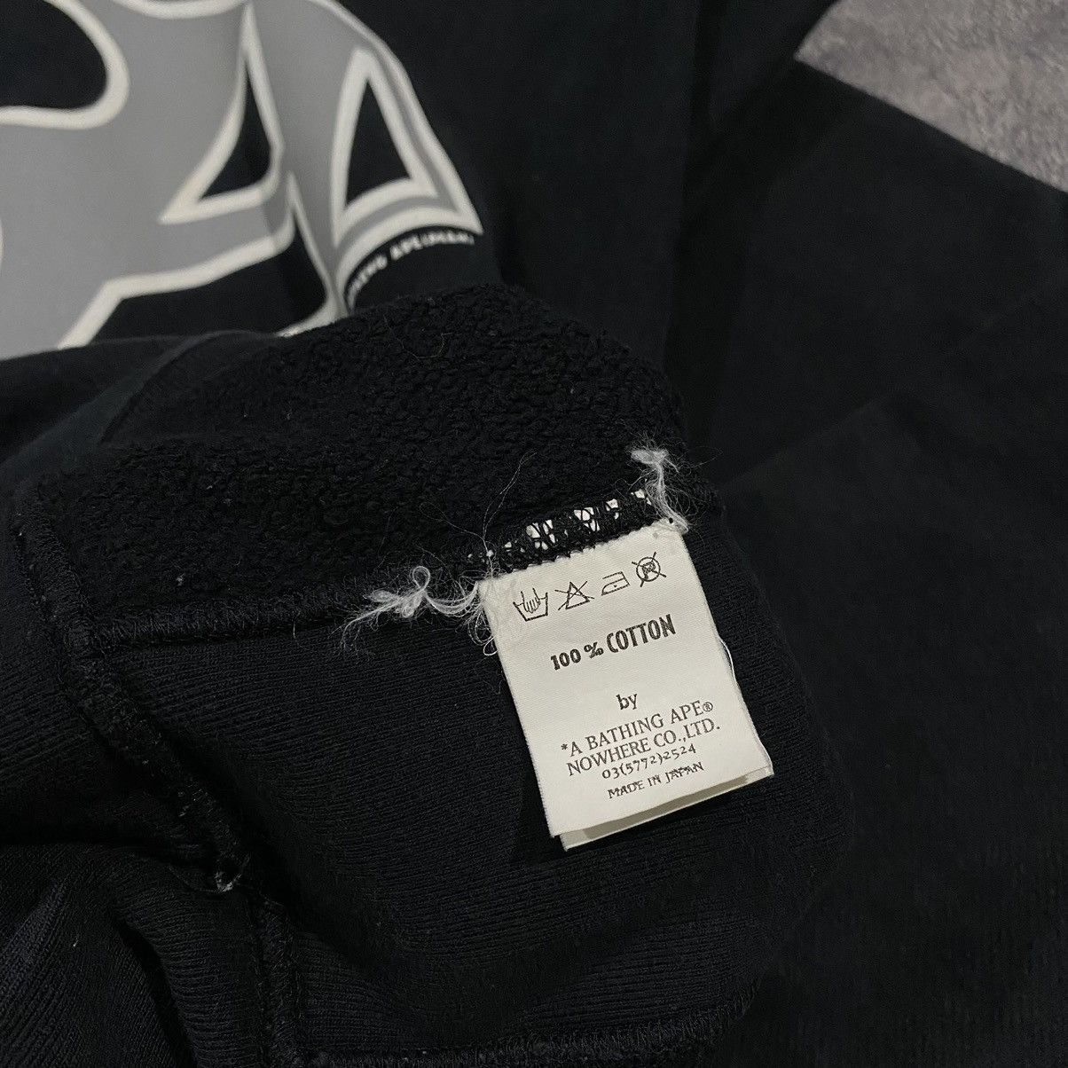 Bape × Vintage 🇯🇵 VTG A Bathing Ape ( APE-MAN ) Sweatshirts 🇯🇵 Size US L / EU 52-54 / 3 - 7 Thumbnail