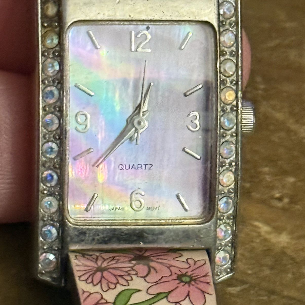 Vintage Vintage pink floral leather band watch Size ONE SIZE - 5 Thumbnail
