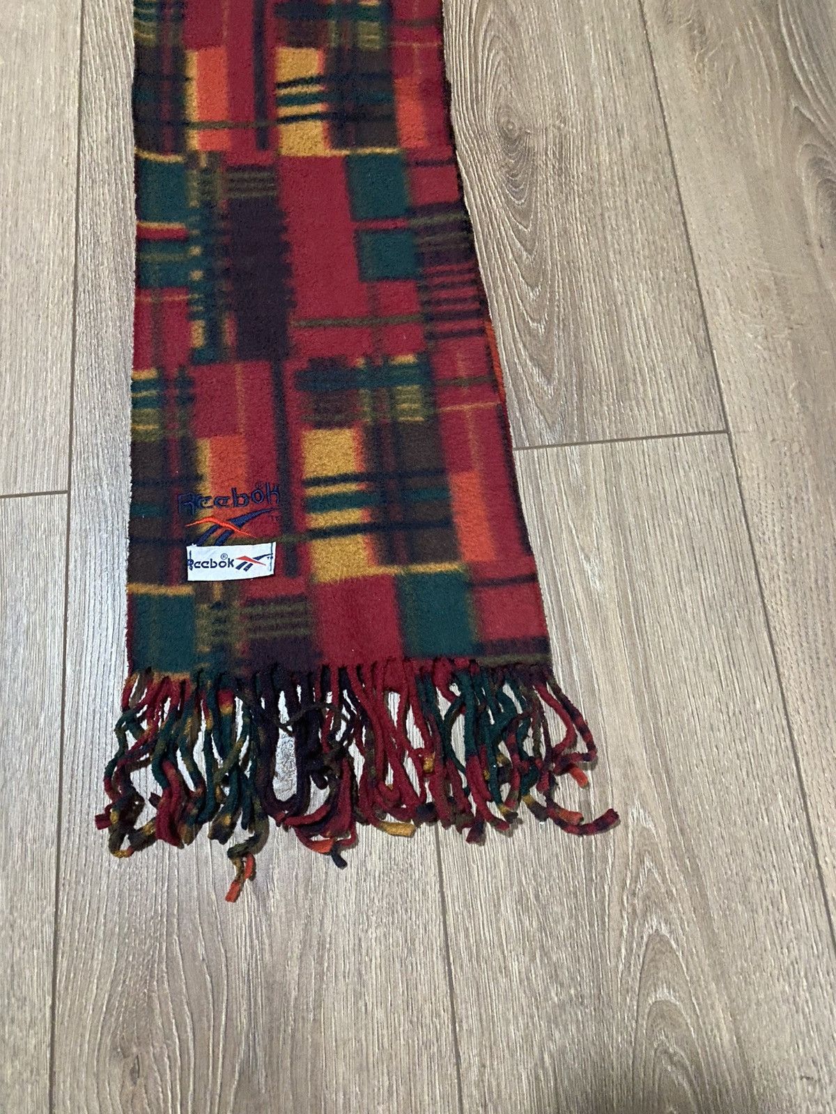 Reebok Vintage Rare Reebok Archival sportswear Scarf Size ONE SIZE - 4 Thumbnail