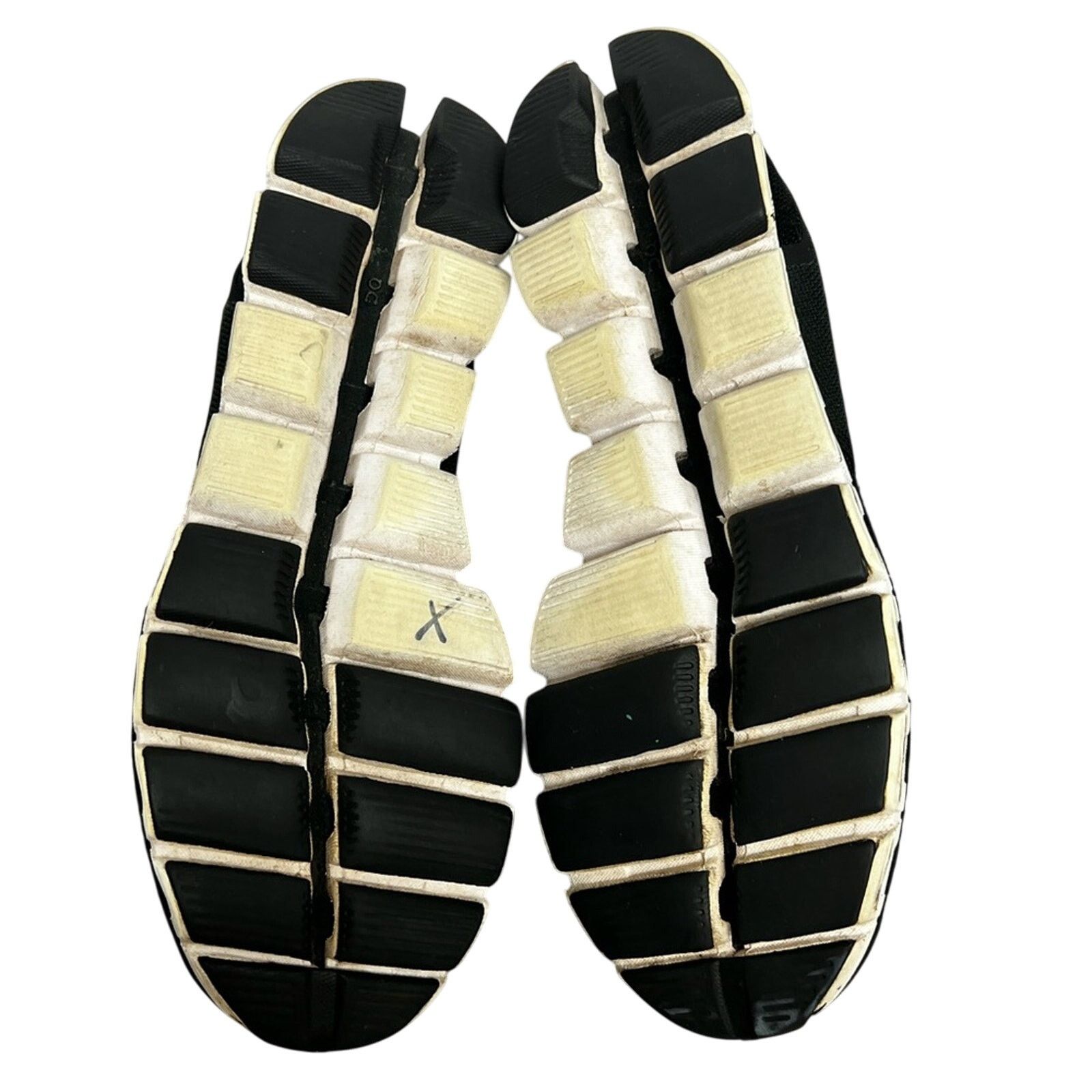 On On Cloud 5 Women’s Running Shoes 9.5 Black White Sneakers Size US 9.5 / IT 39.5 - 7 Thumbnail
