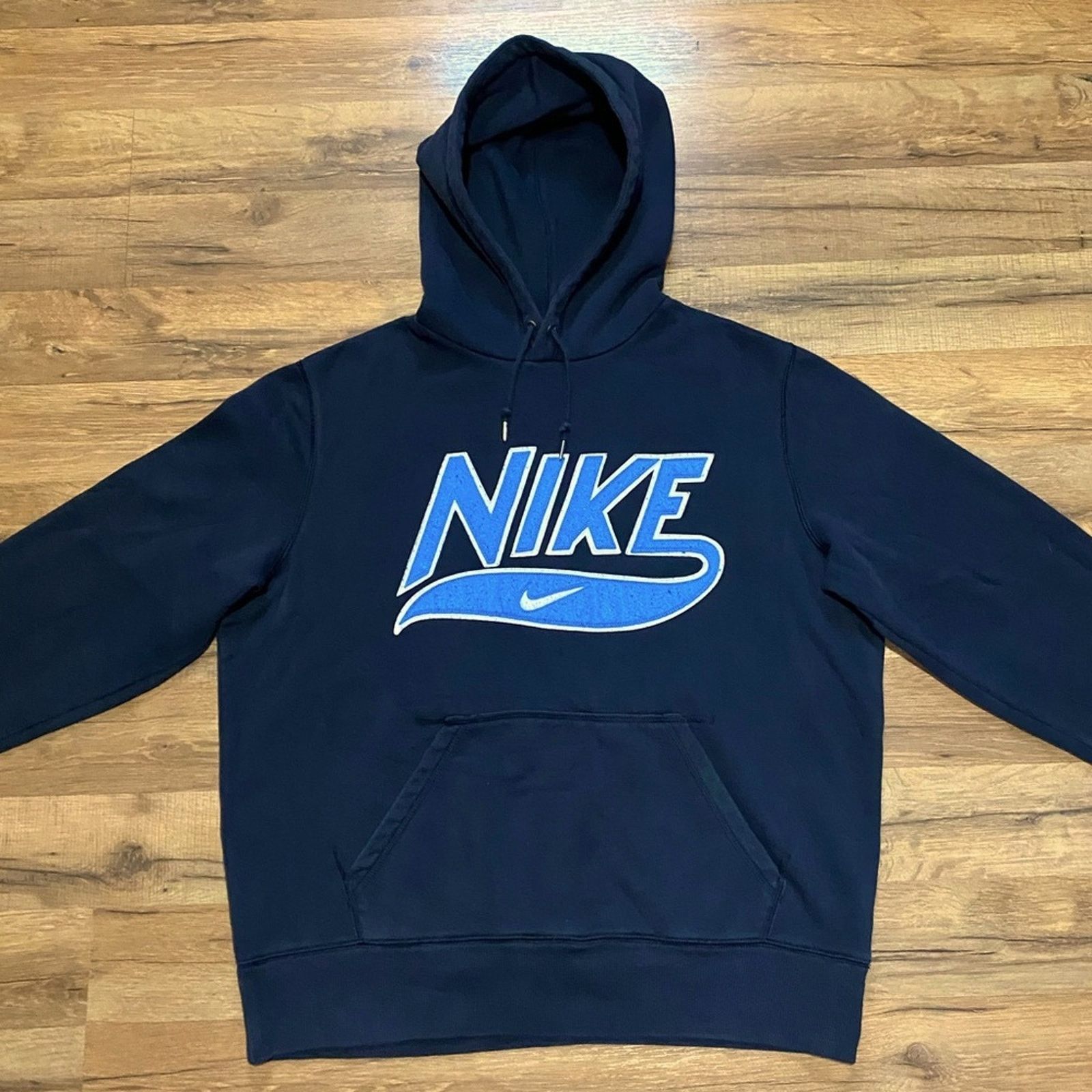 Nike Y2K nike spell out center swoosh hoodie Size US L / EU 52-54 / 3 - 3 Thumbnail