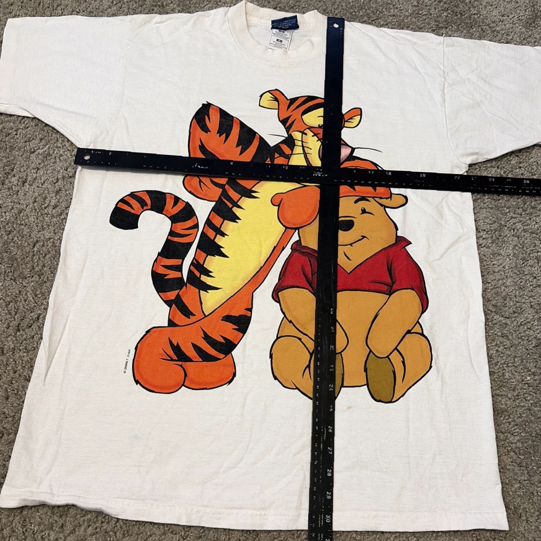Disney VINTAGE Winnie The Pooh & Tigger Disney Cartoon TV Show XL White T-Shirt Men XL White Disney Cartoon Pooh Tigger Mens Size US XL / EU 56 / 4 - 5 Thumbnail