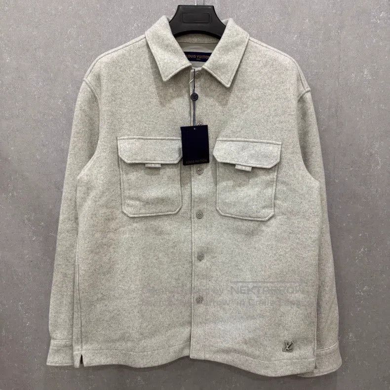 Louis Vuitton Louis Vuitton Logo pocket wool jacket Size US M / EU 48-50 / 2 - 1 Thumbnail