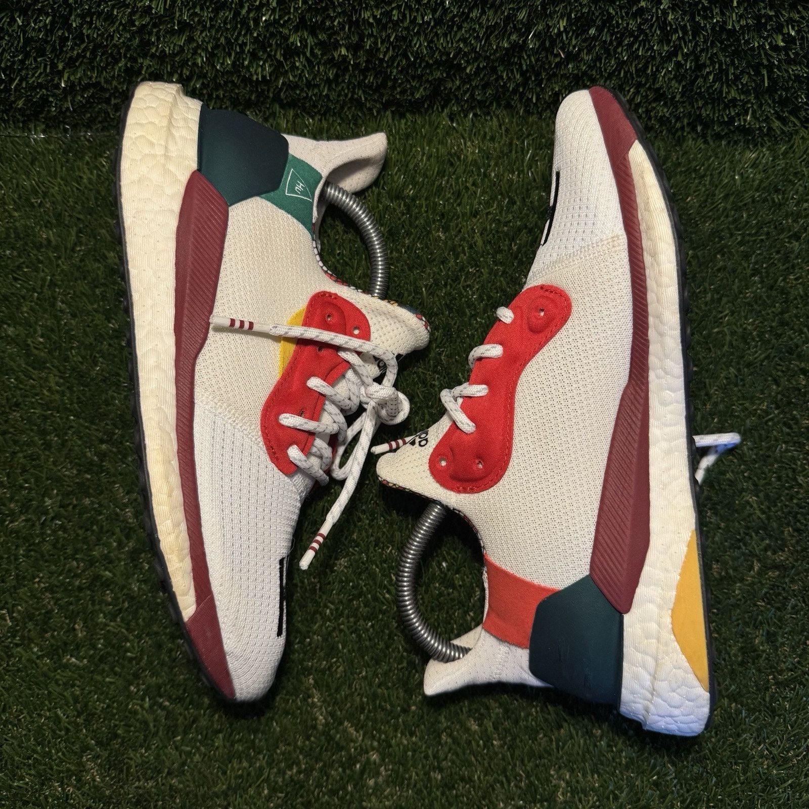 Adidas Size 7 - adidas Pharrell x Solar Hu Glide Cloud White W Size US 7 / IT 37 - 3 Thumbnail