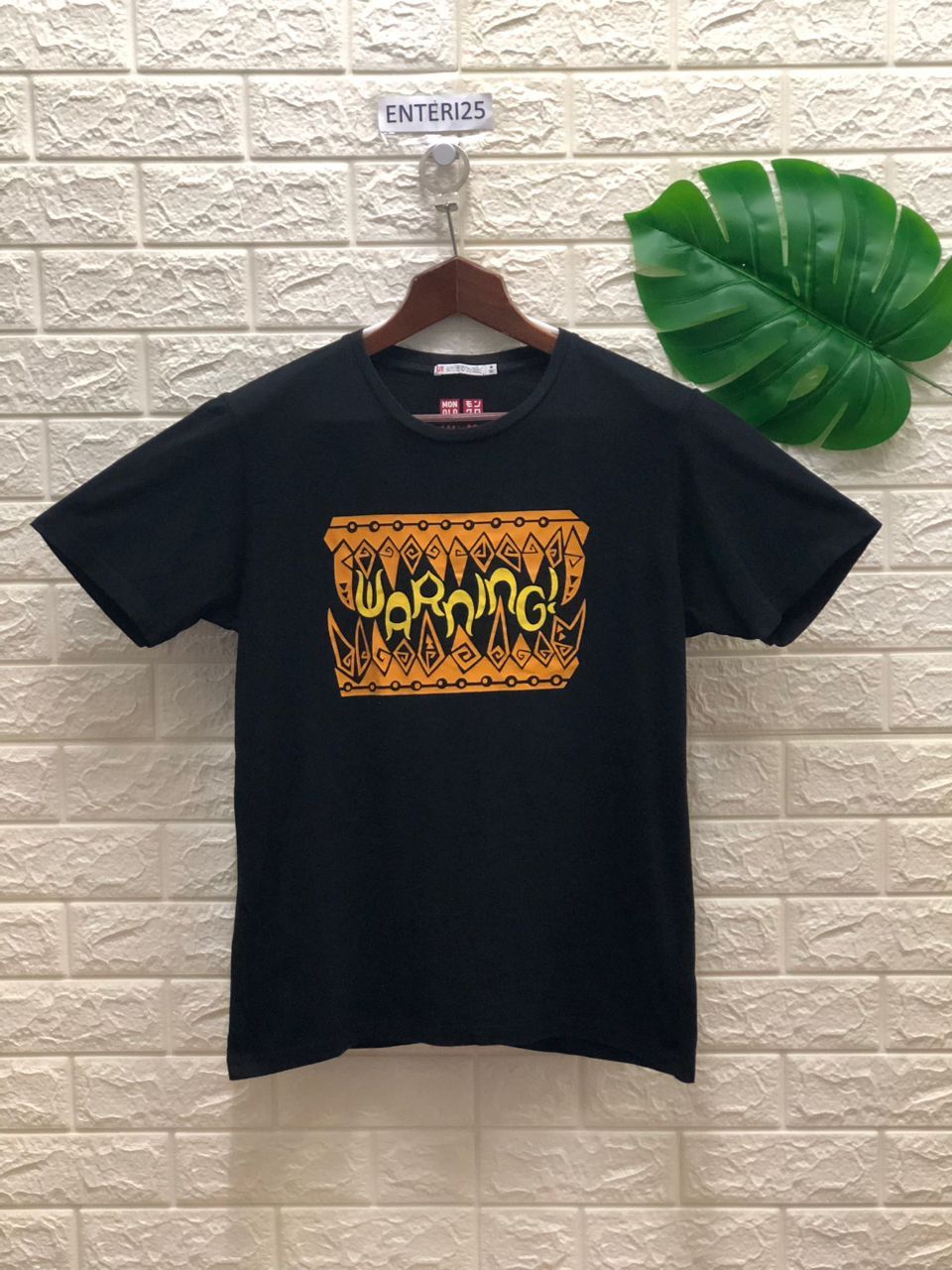 Japanese Brand MONSTER HUNTER x UNIQLO BLACK TEE evil joe Size US L / EU 52-54 / 3 - 10 Thumbnail