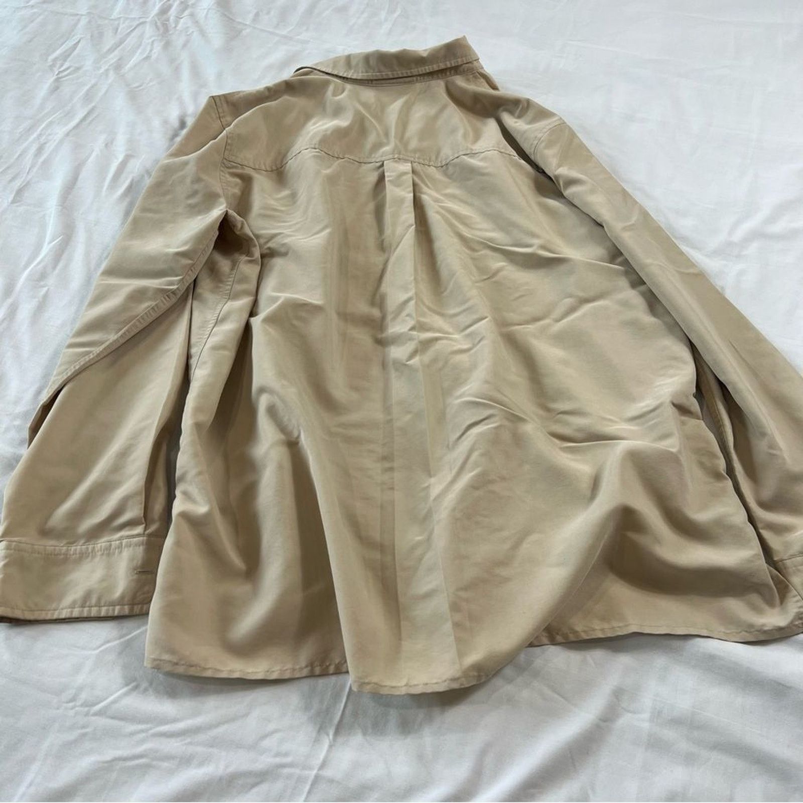 Liz Claiborne Liz Claiborne Lizsport Women's Large Tan Button Up Size L / US 10 / IT 46 - 4 Thumbnail