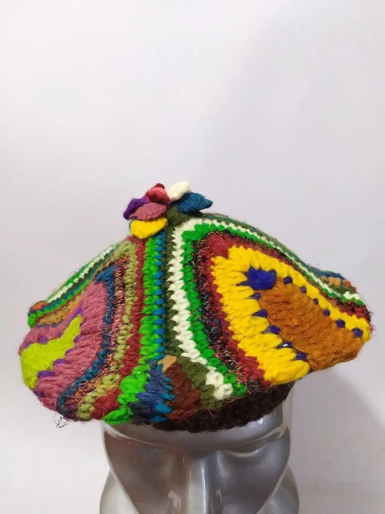 Other Unknown Multicolour Classic Beret Hats Nice design Size ONE SIZE - 3 Thumbnail