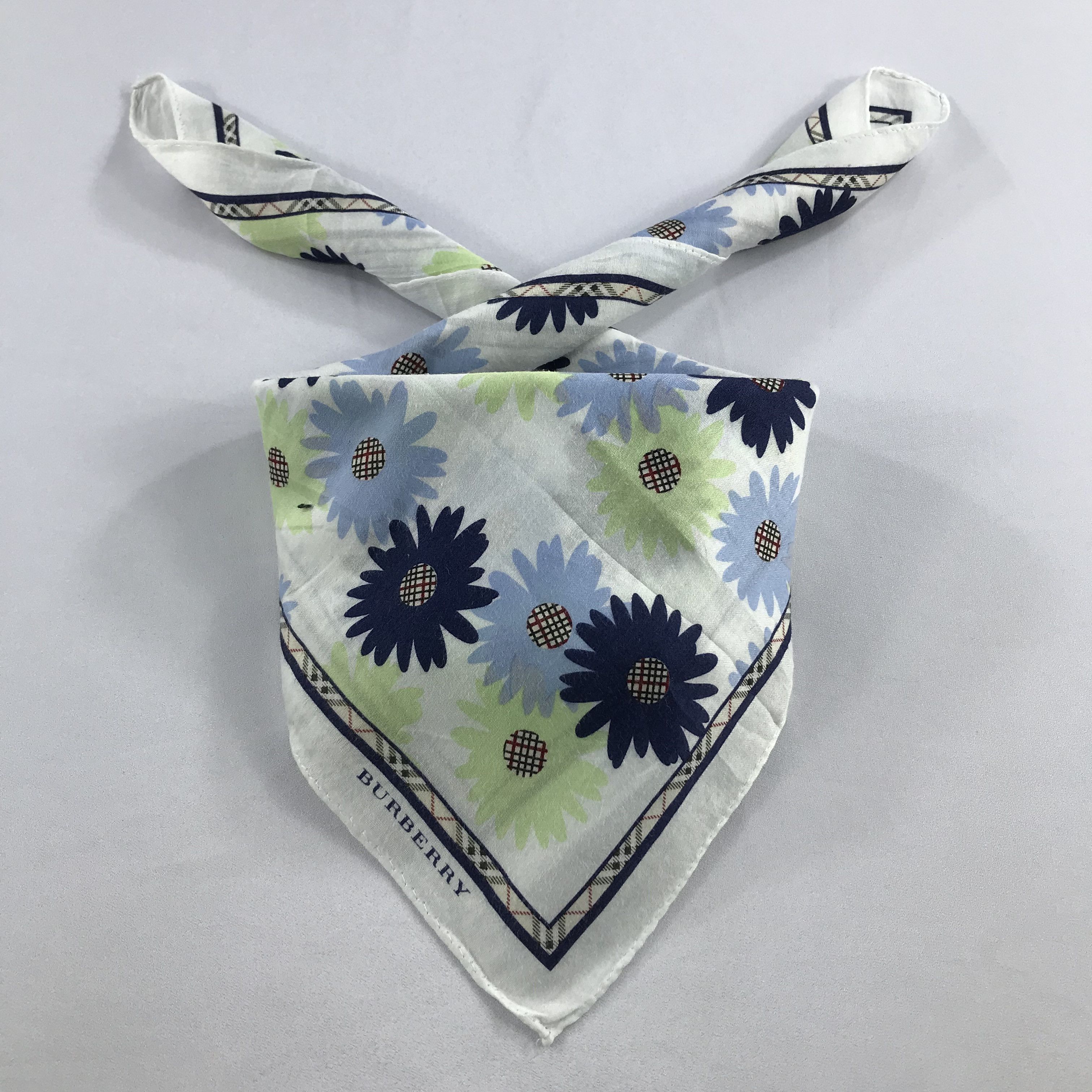 Burberry × Vintage Burberry Bandana / Handkerchief / Neckerchief -S2718 Size ONE SIZE - 3 Thumbnail