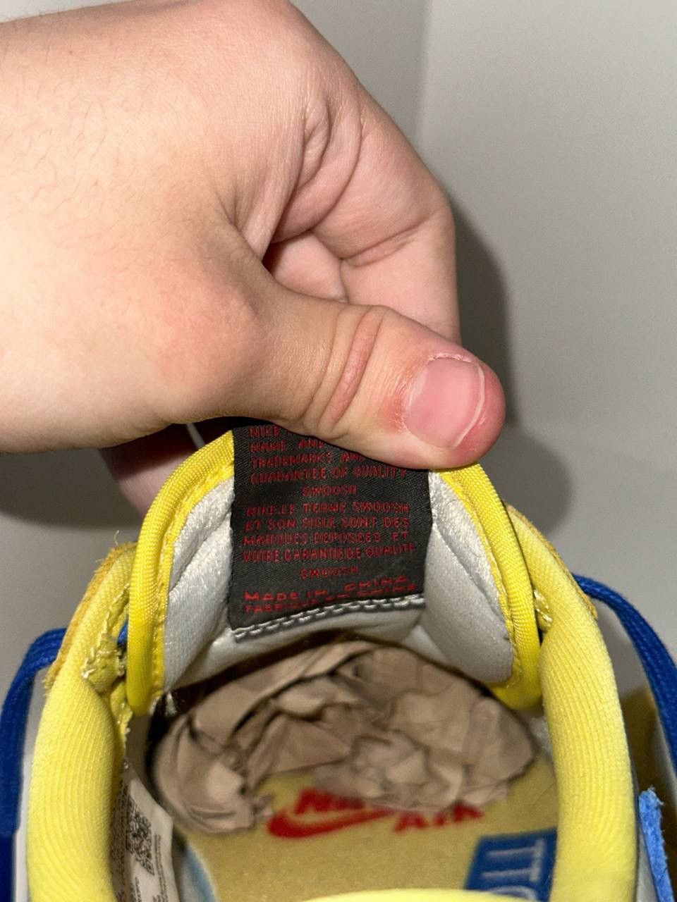 Nike × Travis Scott Nike Air Jordan 1 Low Retro X Travis Scott Canary Size US 11.5 / EU 44-45 - 10 Thumbnail
