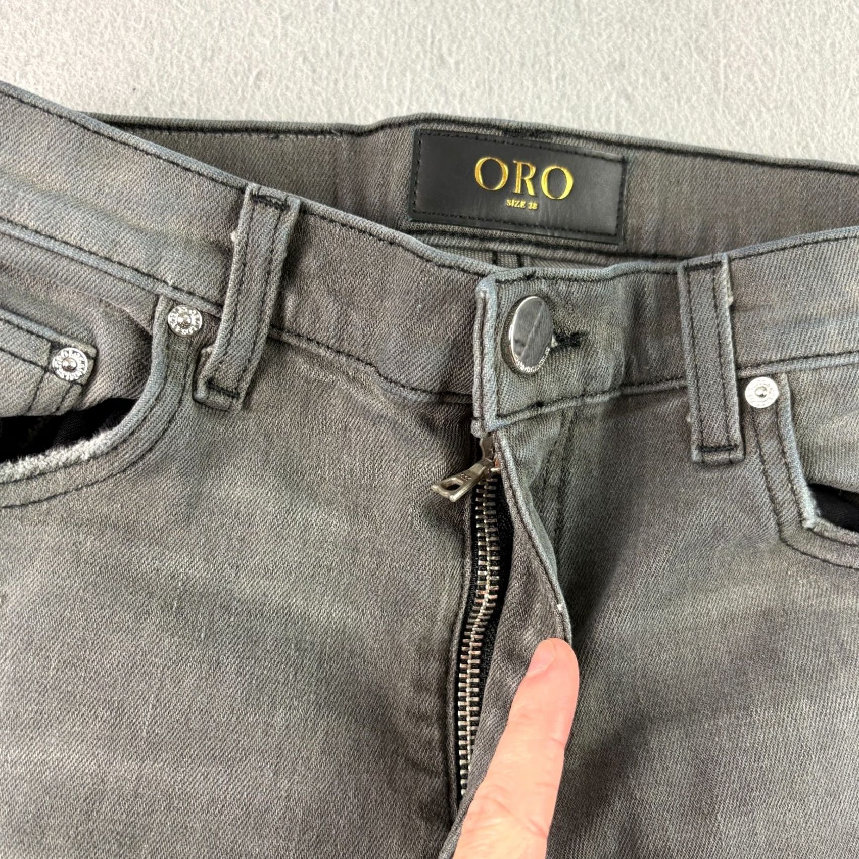 Denime Oro Jeans Mens Slim Gray Distressed Stretch Den​im 28 Regular Inseam 27 Grunge Skinny Style Type: Jeans Mens Size US 28 / EU 44 - 3 Thumbnail