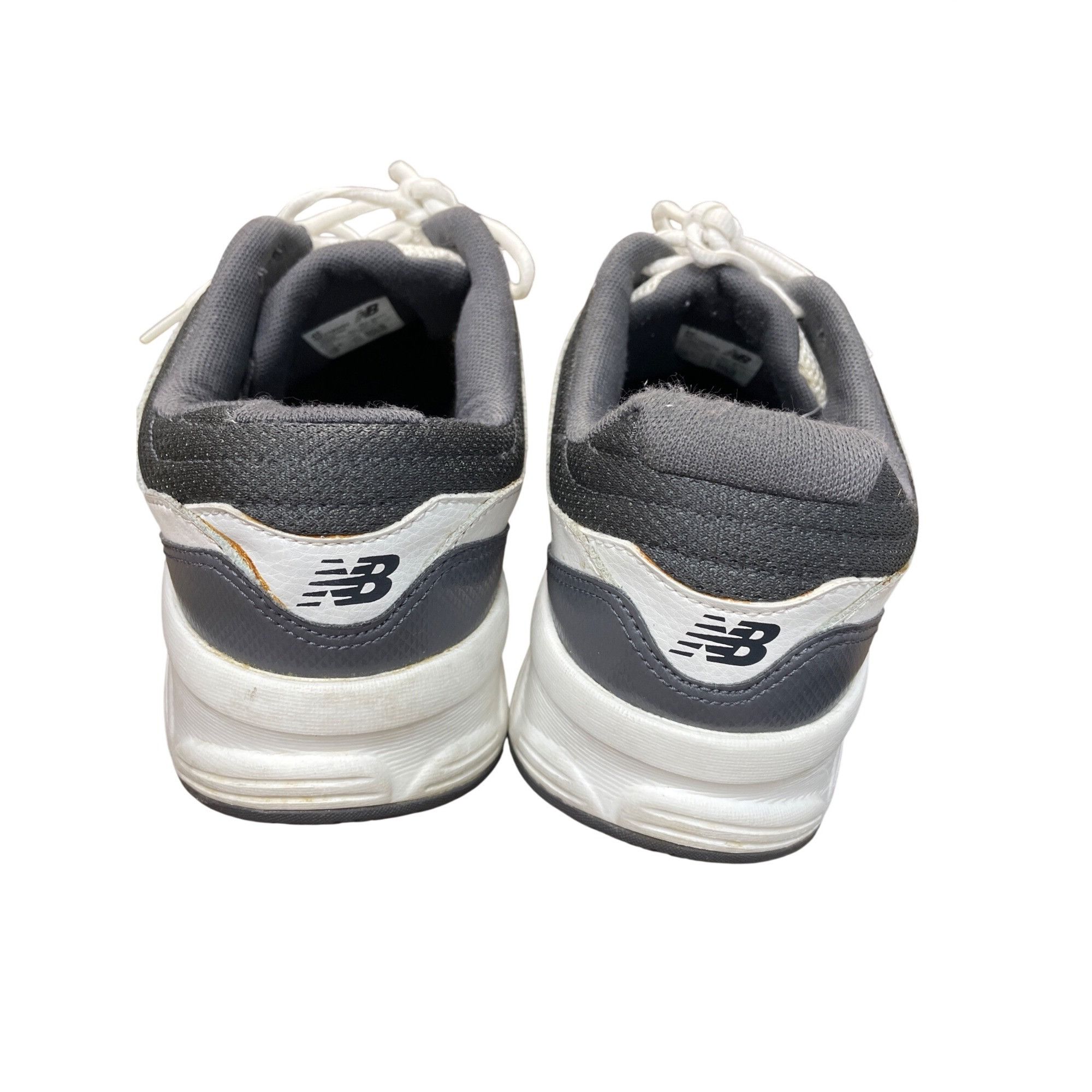 New Balance New Balance 519 Mens white gray casual walking sneakers Sz 1 Size US 11 / EU 44 - 18 Thumbnail