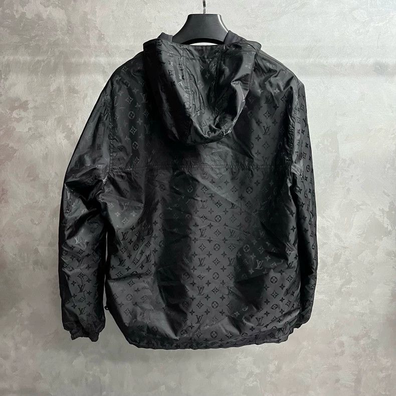 Louis Vuitton louis vuitton Black solid reversible nylon jacket Size US L / EU 52-54 / 3 - 7 Thumbnail