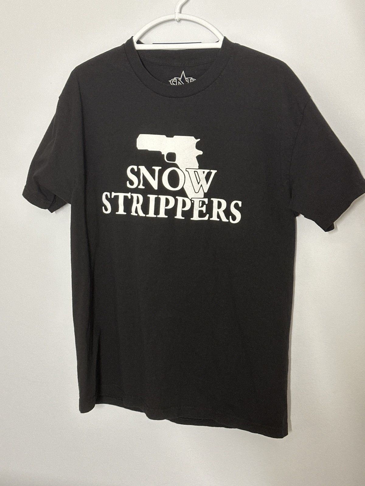 Snow Strippers - Gun Logo Tee !!