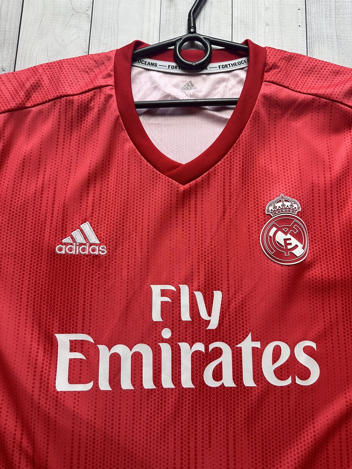 Vintage Real Madrid adidas red away soccer jersey rare size Xl Size US XL / EU 56 / 4 - 5 Thumbnail