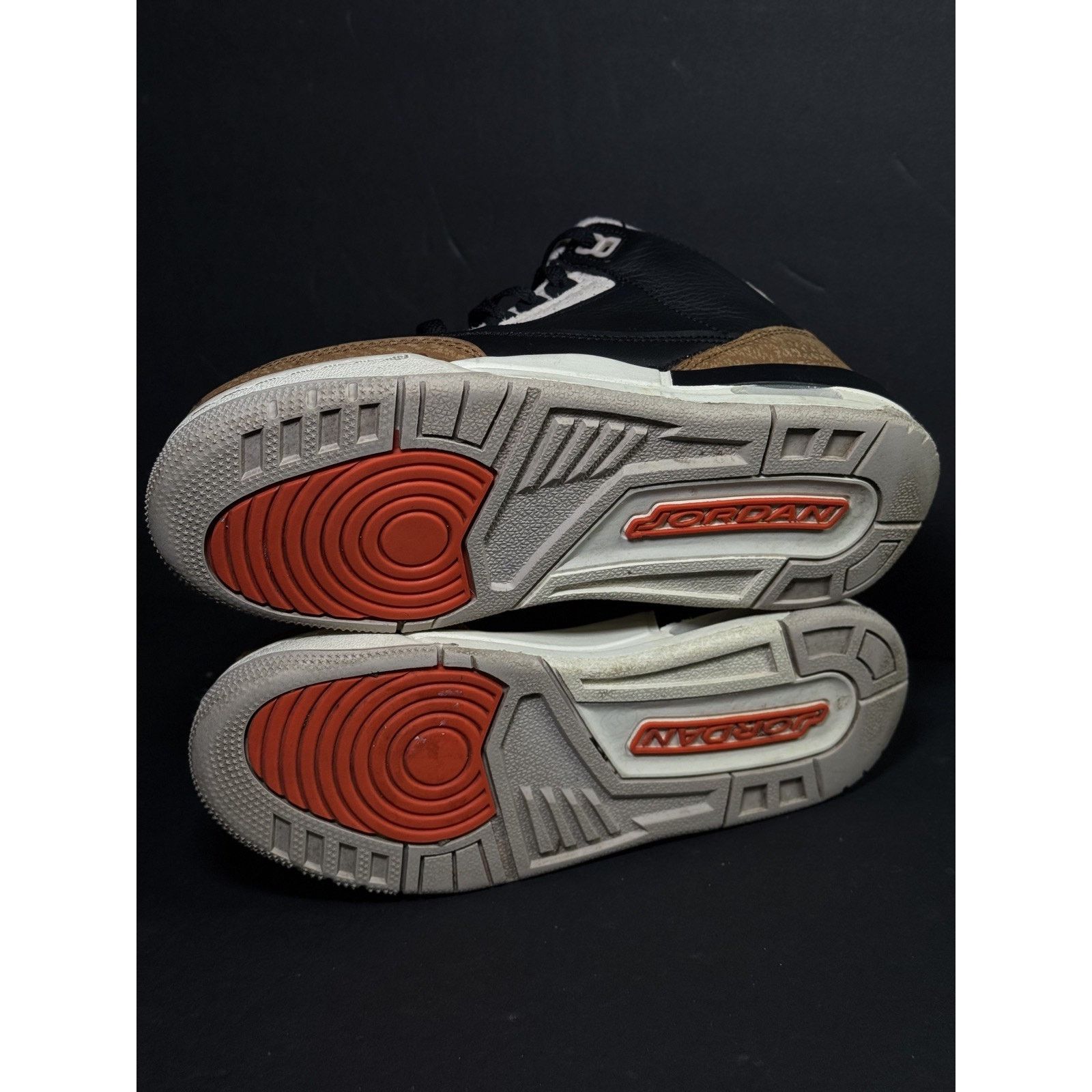 Jordan Brand Size 5- Jordan 3 Retro Mid Desert Elephant Size US 5 / EU 37 - 4 Thumbnail