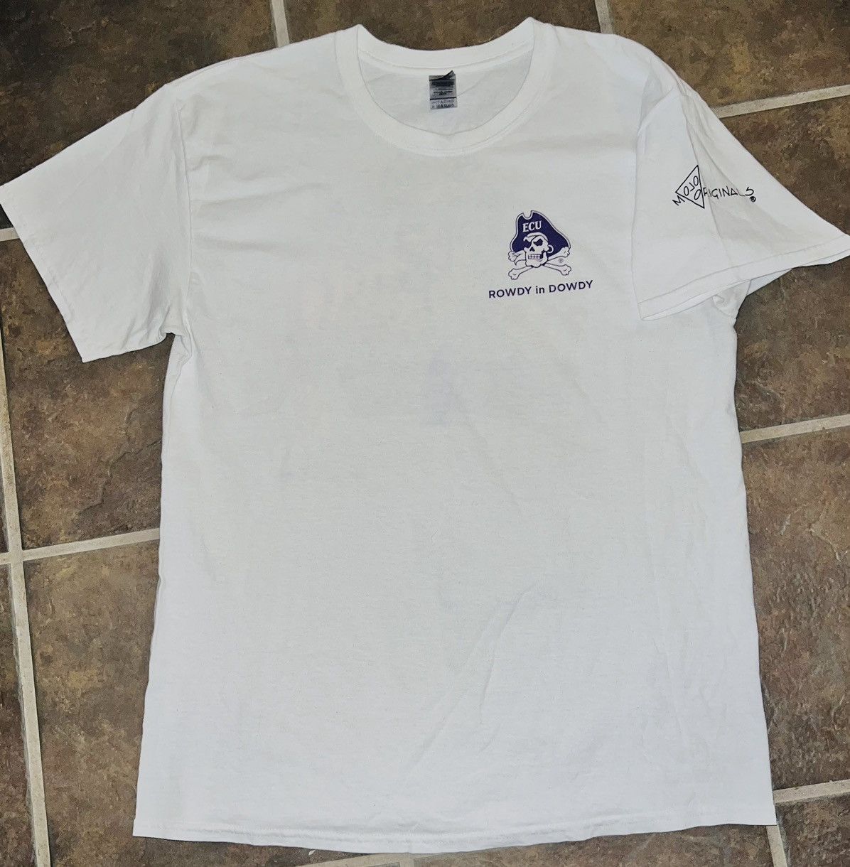 NCAA ECU FOOTBALL T-SHIRT Size US L / EU 52-54 / 3 - 4 Thumbnail