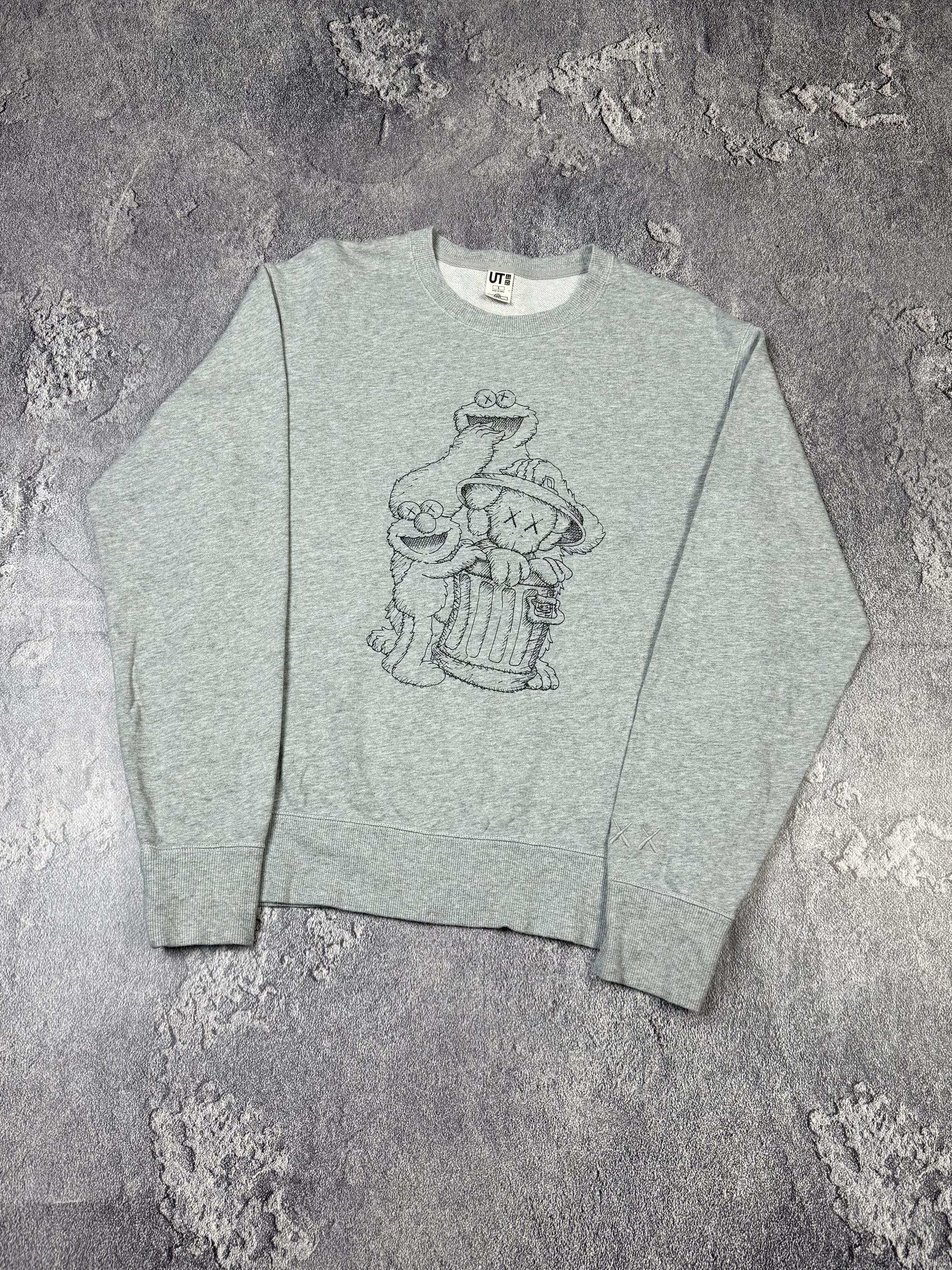 Kaws × Uniqlo Uniqlo x Kaws x Sesame Street Graphic Sweatshirt Size S Size US S / EU 44-46 / 1 - 2 Thumbnail