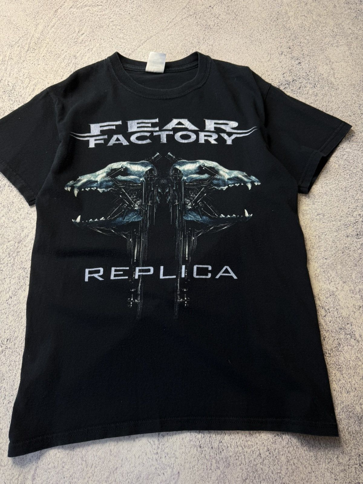 Band Tees Vintage Fear Factory Replica Rock T Shirt Y2K Size US S / EU 44-46 / 1 - 12 Thumbnail