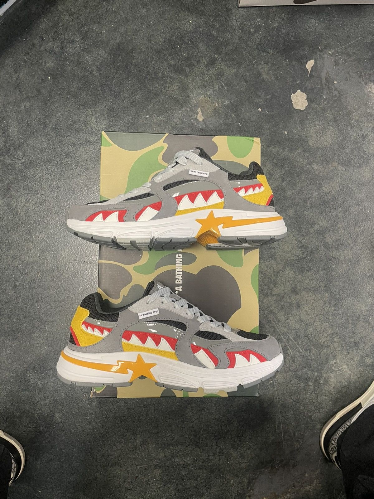Bape Bape Shark Sta Size US 10 / EU 43 - 2 Thumbnail
