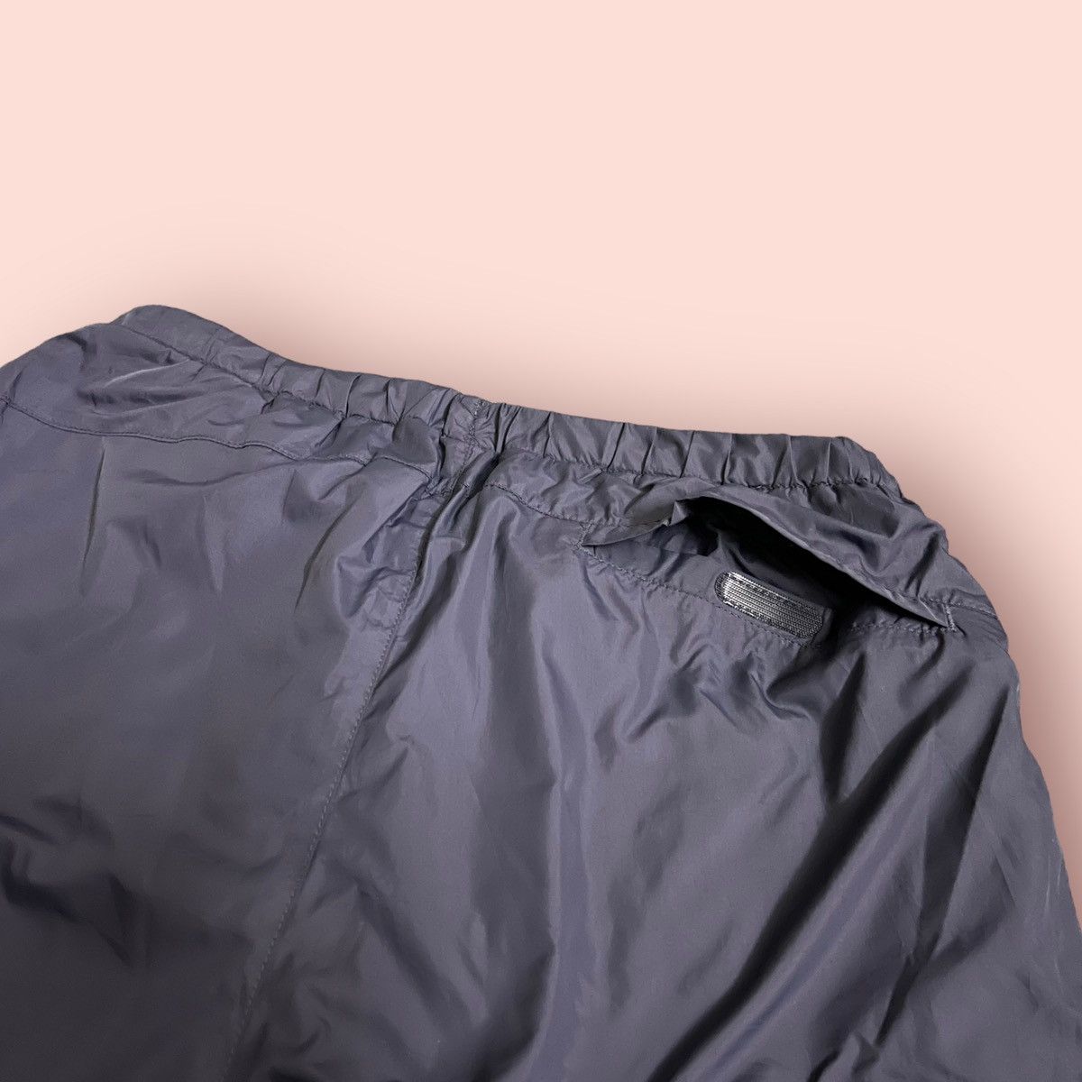 Montbell × Vintage VINTAGE MONT-BELL RARE REVERSIBLE QUILTED SHORT PANTS Size 30" / US 8 / IT 44 - 10 Thumbnail