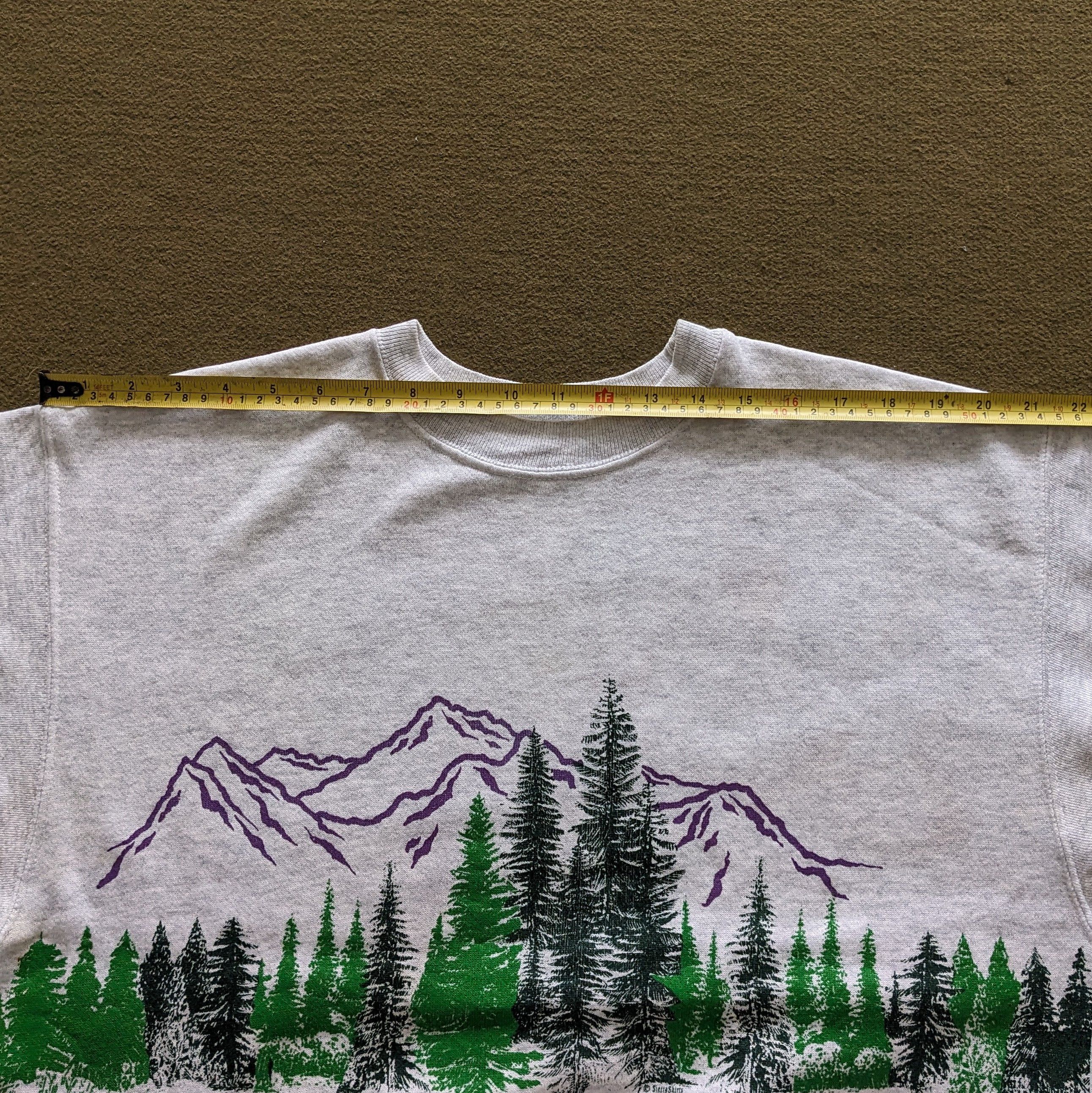 Other Vintage LAKE TAHOE Outdoor Style Sweatshirt Size US L / EU 52-54 / 3 - 5 Thumbnail