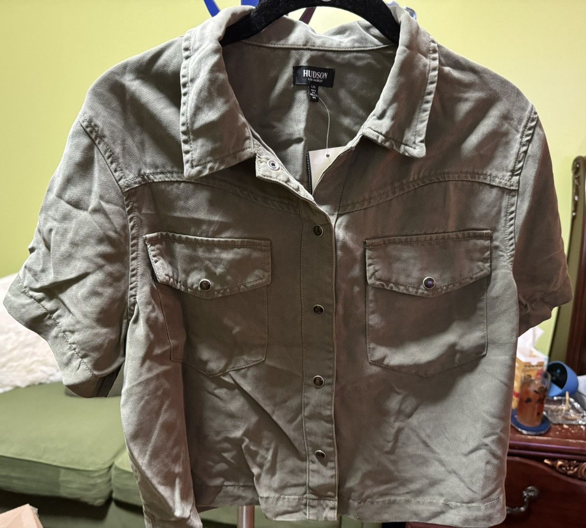 Hudson NWT Hudson Women’s Snap Front Short Sleeve Shirt L Size L / US 10 / IT 46 - 1 Thumbnail