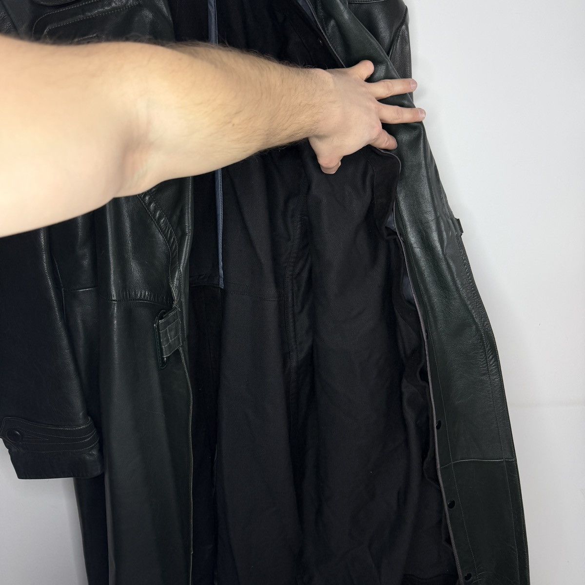 Genuine Leather Vintage 1980s very rare heavy belted leather coat 80s Size US M / EU 48-50 / 2 - 13 Thumbnail