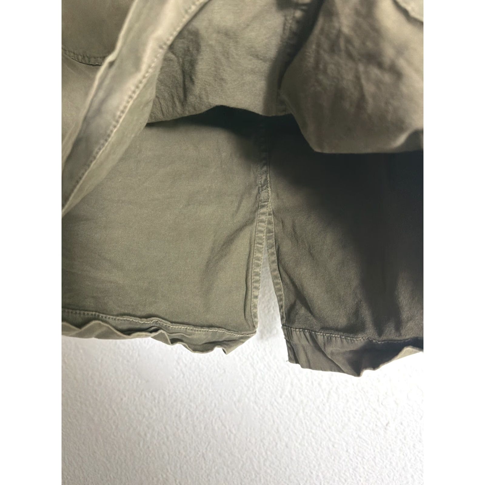 Banana Republic VINTAGE? Banana Republic Army Green Skirt Cotton 30X20 A-Line Knee Length Pockets Womens Size 4 Size 27" / US 4 / IT 40 - 6 Thumbnail