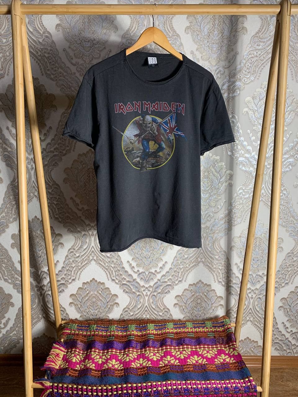 Band Tees Vintage Iron Maiden Rock T-Shirt Tour Monster Metal 90s Size US XL / EU 56 / 4 - 1 Thumbnail