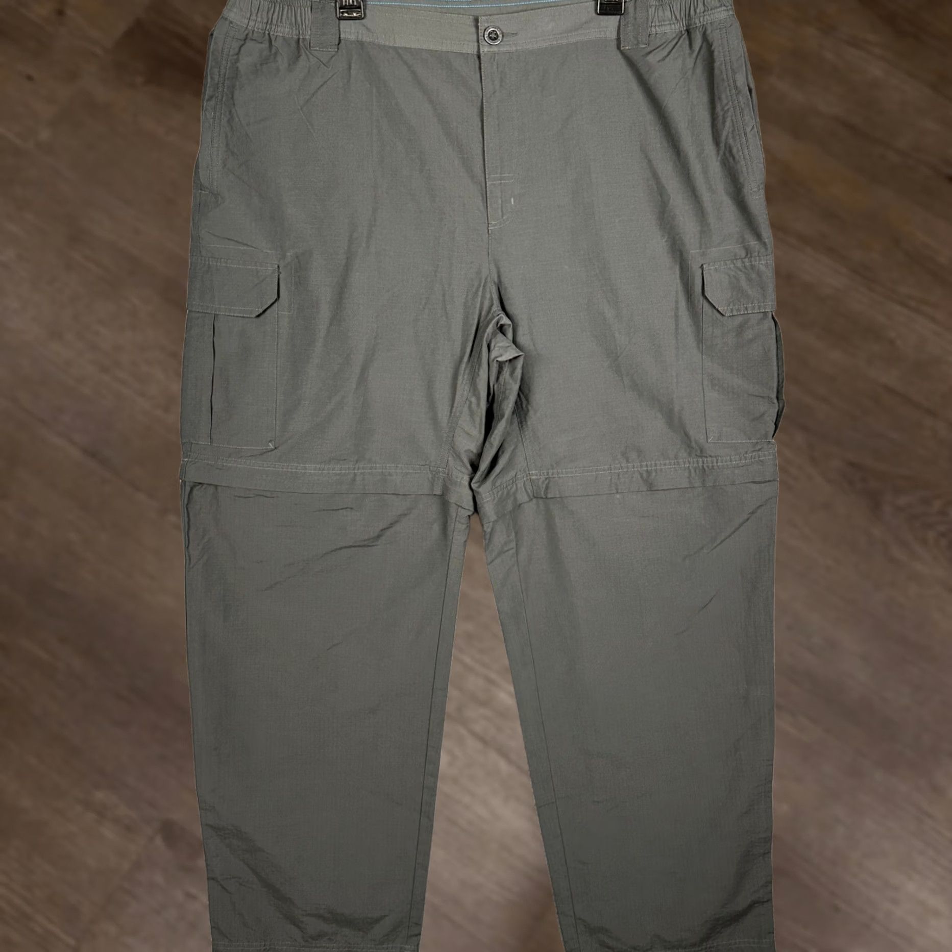 Vintage Columbia Pants Mens 2XL-32 Grey Convertible Zip Off Cargo Hiking Ripstop Outdoor Pants Size US 41 - 1 Thumbnail