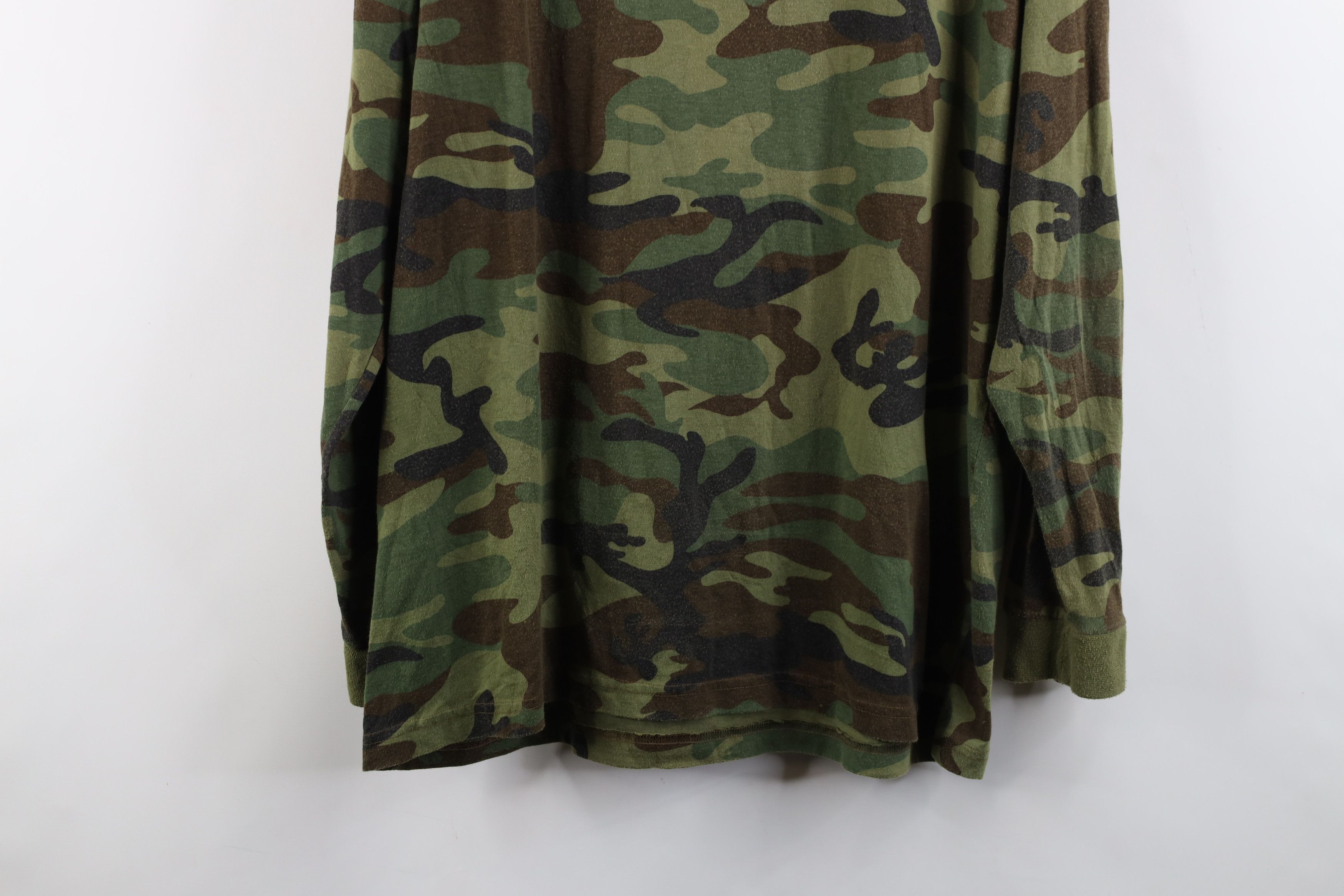 Vintage Vintage 90s Streetwear Thin Camouflage Long Sleeve T-Shirt Size US XL / EU 56 / 4 - 13 Thumbnail